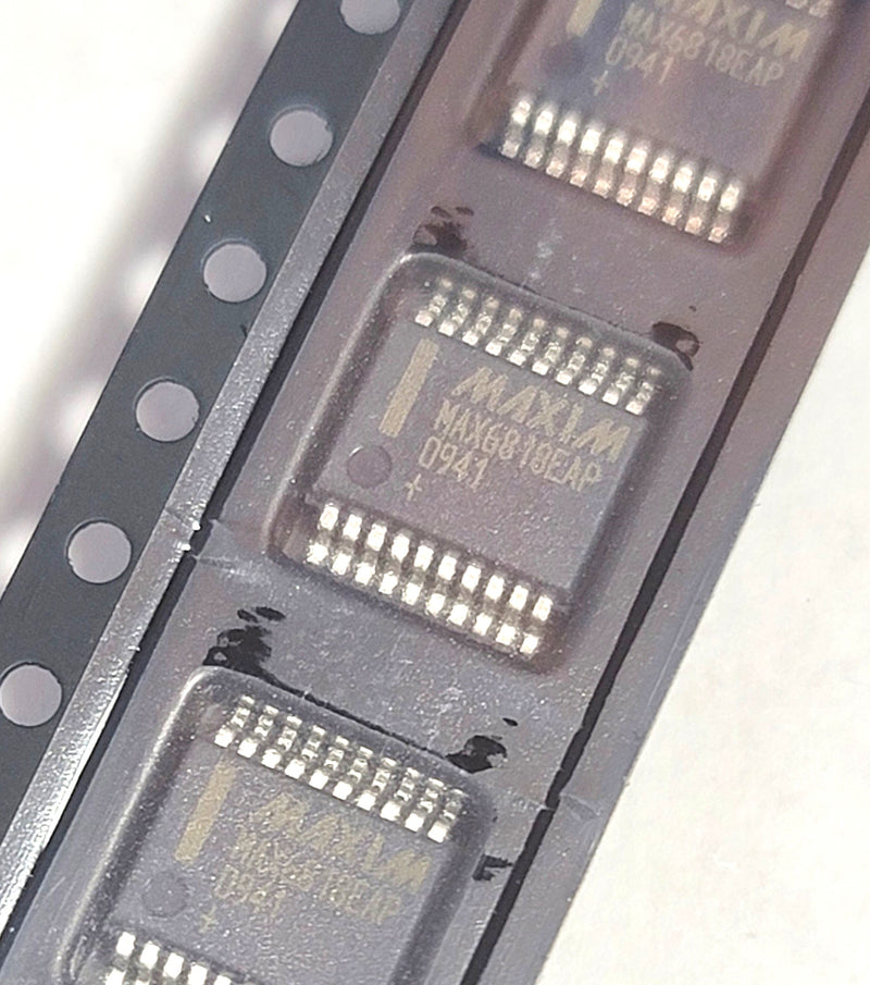 MAX6818EAP+T