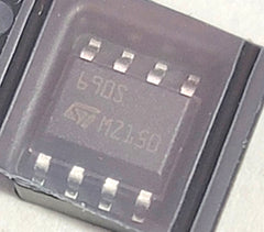 STM690SM6F